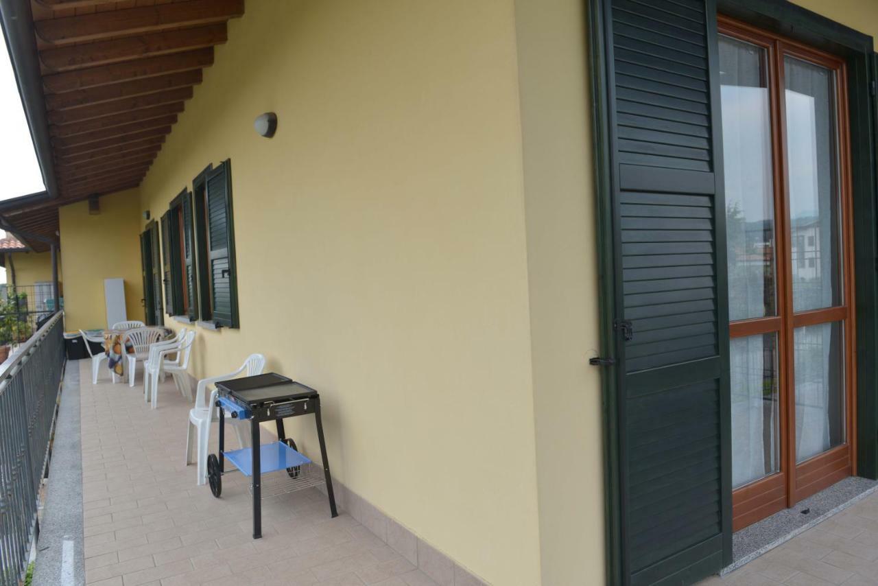 Casa Vacanze Serraglie Raffa ภายนอก รูปภาพ