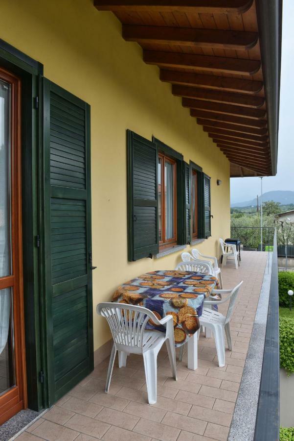 Casa Vacanze Serraglie Raffa ภายนอก รูปภาพ