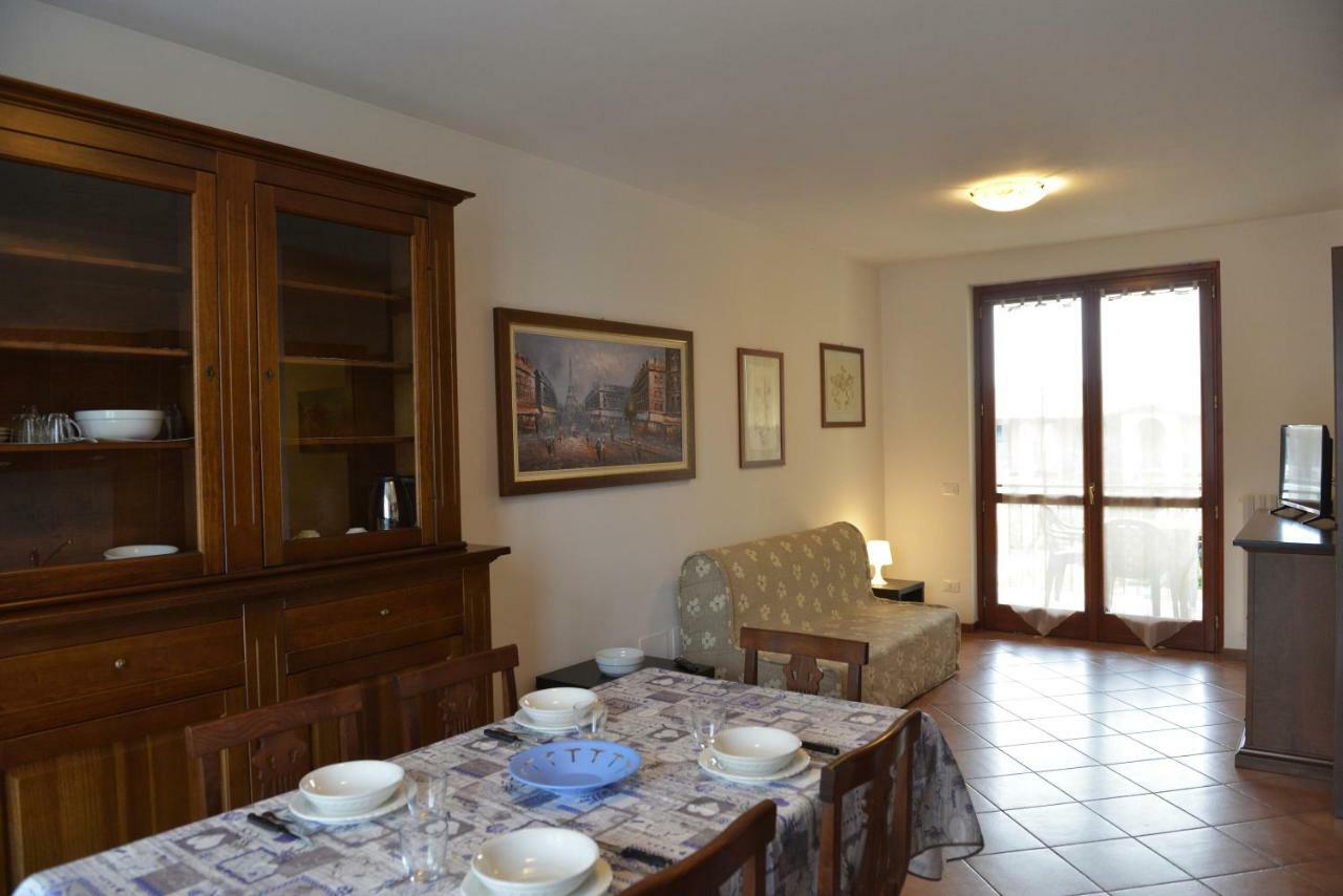 Casa Vacanze Serraglie Raffa ภายนอก รูปภาพ