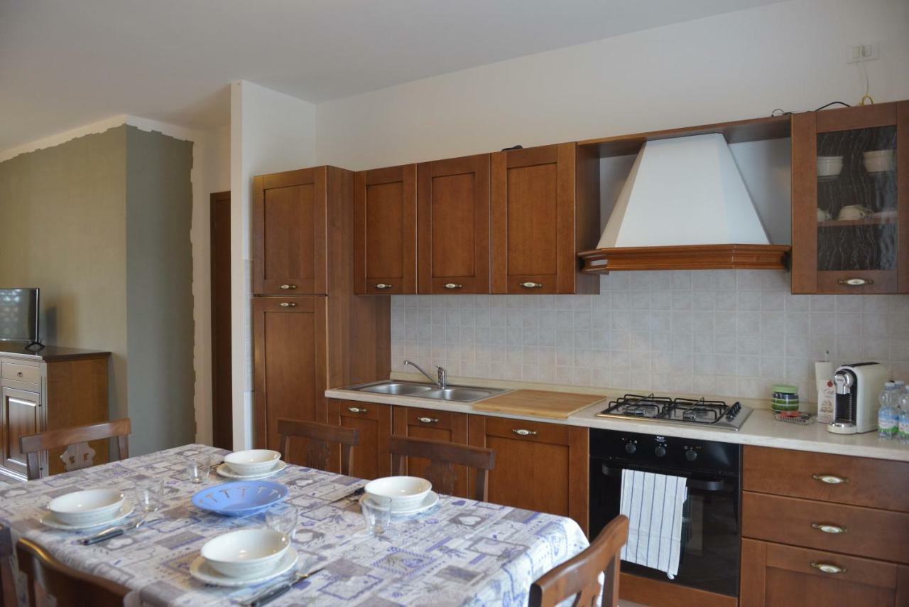 Casa Vacanze Serraglie Raffa ภายนอก รูปภาพ